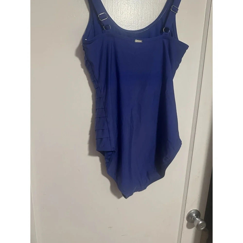 Calvin Klein calvin klein